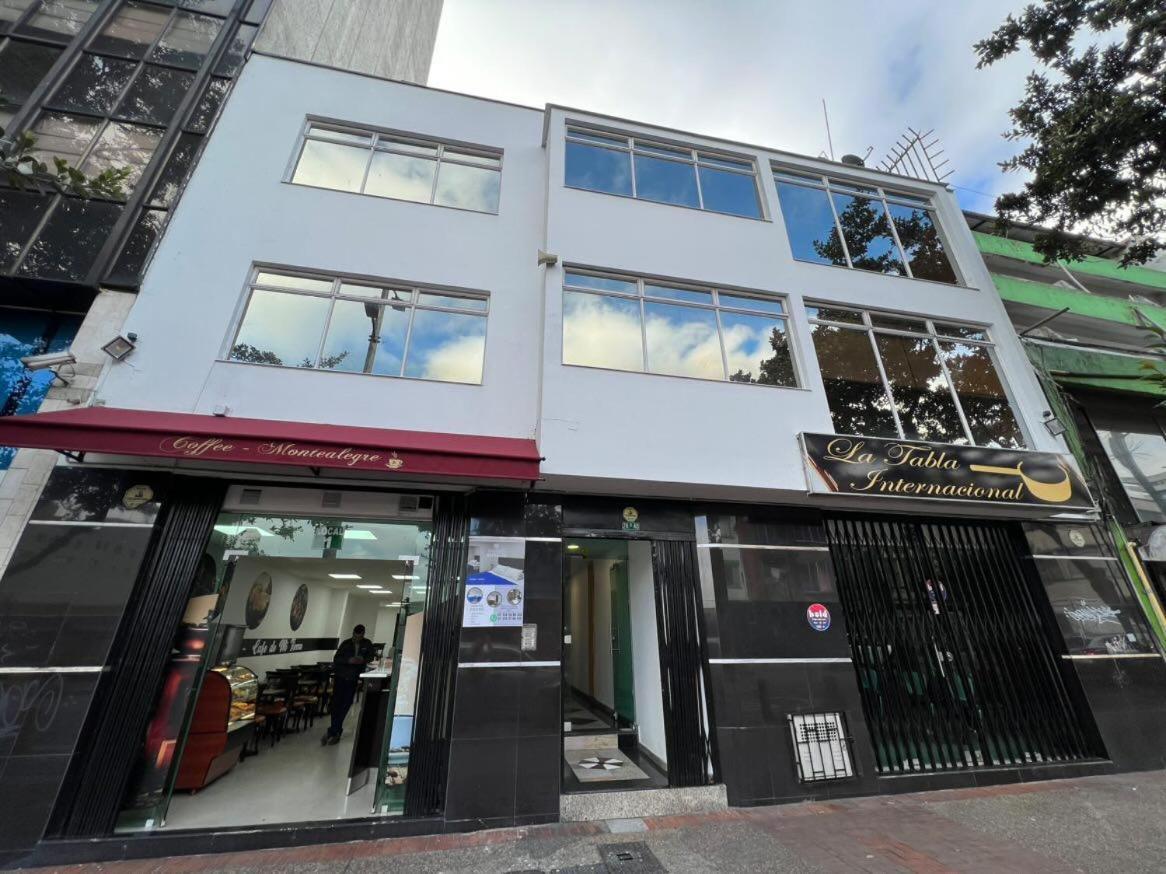 Aparta Hotel Montealegre Bogotá Exterior foto